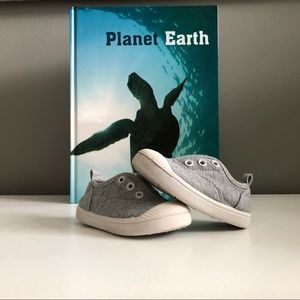 ☀️ Cat & Jack Slip-on Glitter Shoes ☀️